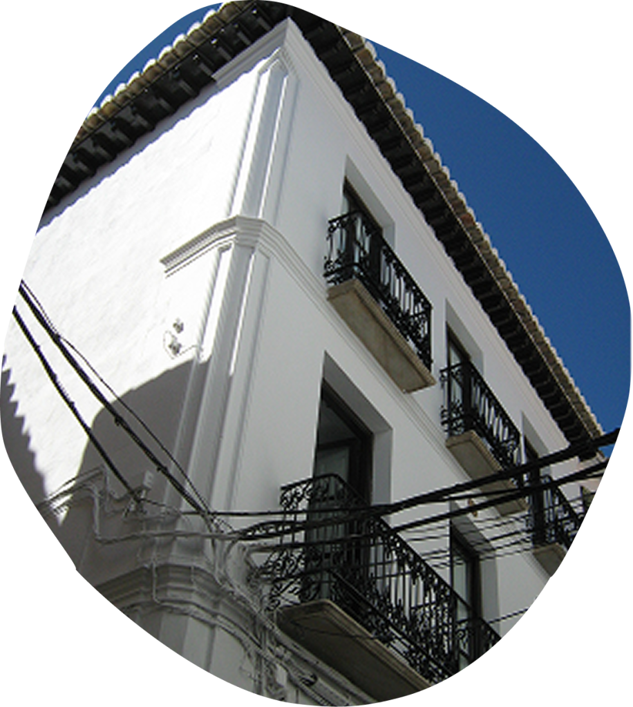 REHABILITACION EDIF. CATALOGADO EN BAZA